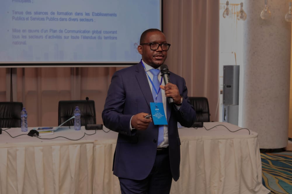 RDC :Le DG Ahmed Kalej présente les bénéfices de la Loi sur la sous-traitance aux transporteurs aériens du secteur privé