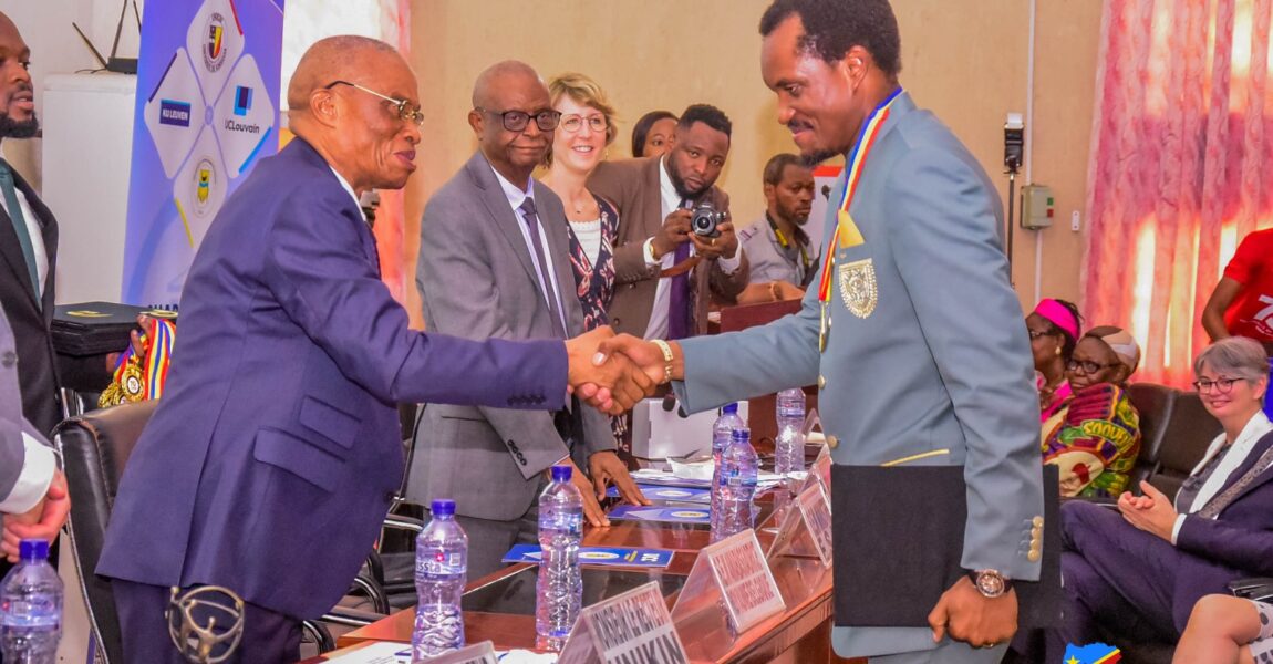 RDC : A L’OCCASION DES 70 ANS DE L’UNIKIN, MIGUEL KASHAL ELEVE AU RANG D’AMBASSADEUR DE CET ALMA MATER